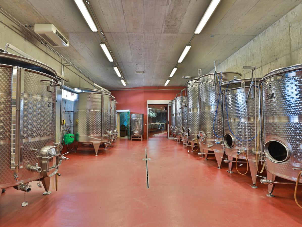 Hotel Weingut Innerleiterhof Шена Екстер'єр фото